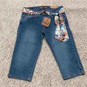 L.e.i. Juniors size 3 Jean capris, new with tags!